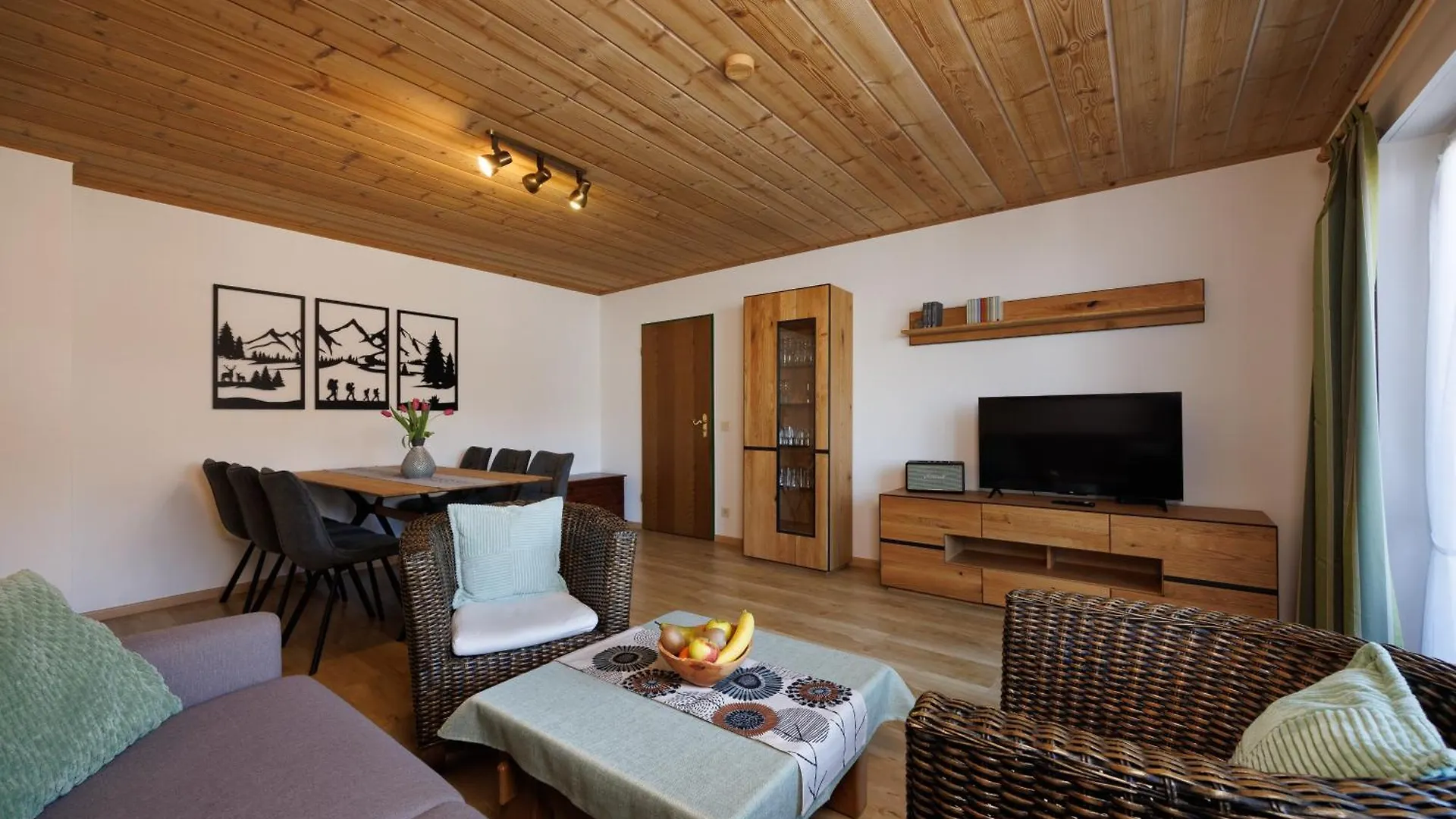 Gasthof Haus Huis'N Grainau