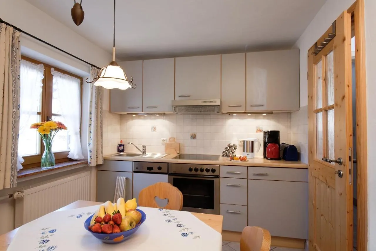 Guest house Haus Huis'N Grainau